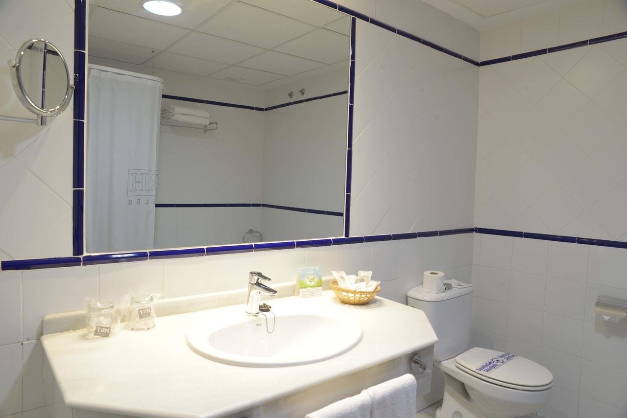 Double Room,641126322:JPEG